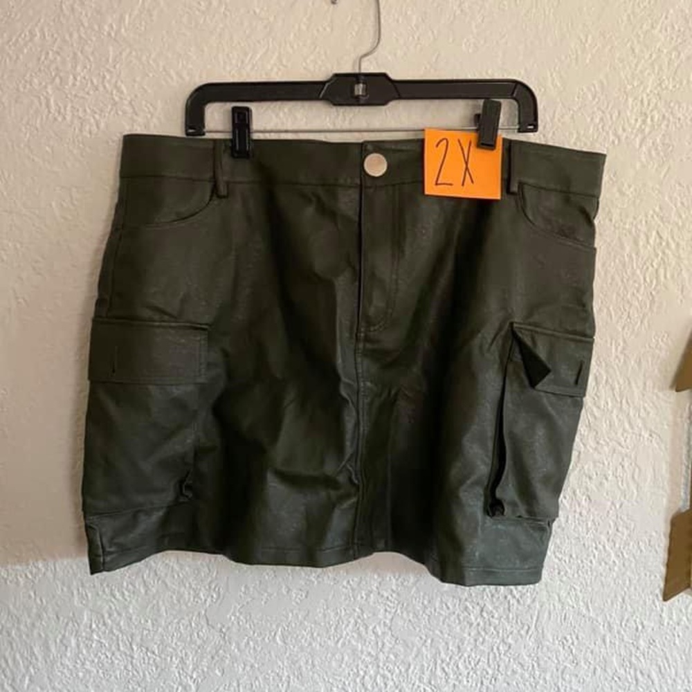 Fashion Nova faux leather skirt